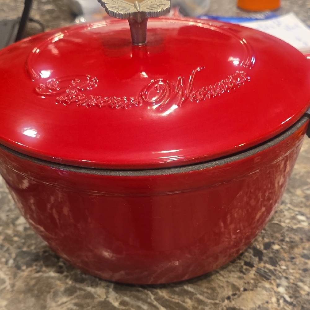 The Pioneer Woman Vibrant Red Cookware